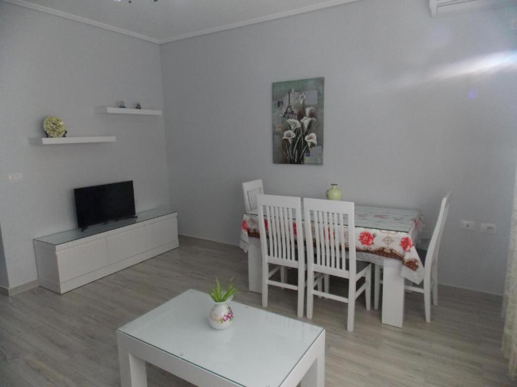 Coastline Apartments Sarande Luaran gambar